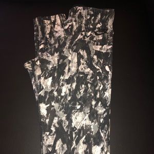 Nike splatter leggings